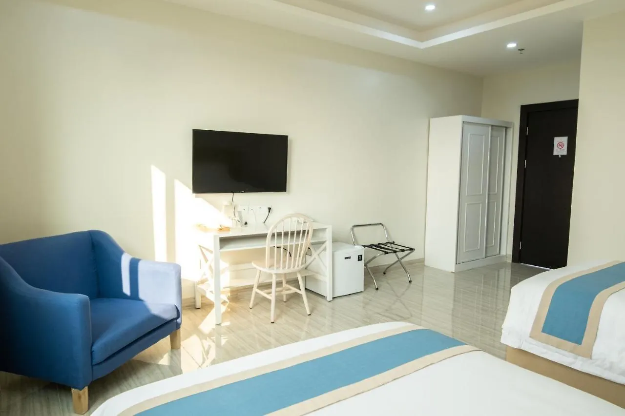 Hampton Suites Davao 2*,  Philippines