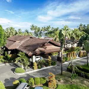 Отель Waterfront Insular