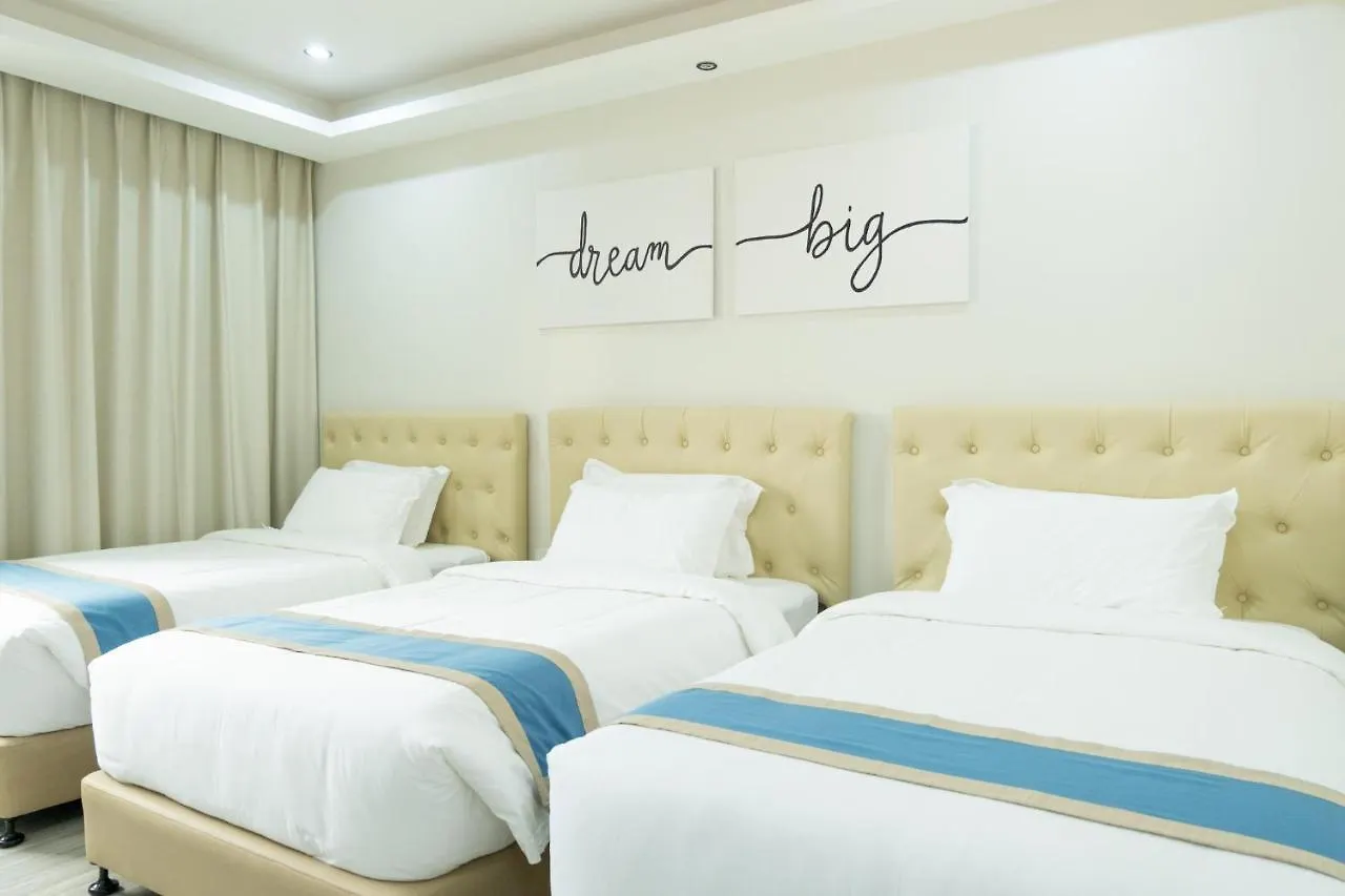Hampton Suites Davao Hotel