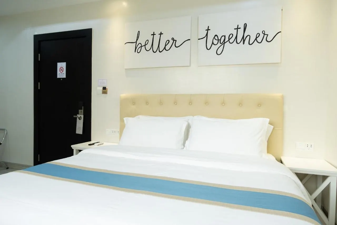 Hampton Suites Davao