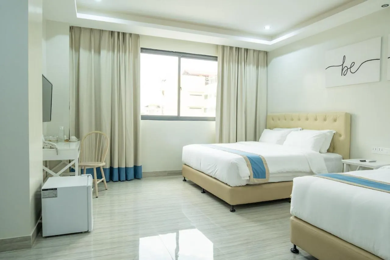 Hotel Hampton Suites Davao